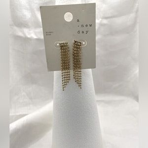 NWT gold-tone waterfall dangle earrings. A NEW DAY